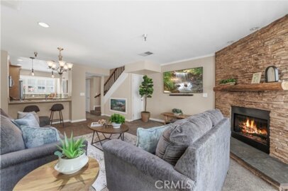 5447 Twin Lakes Photo